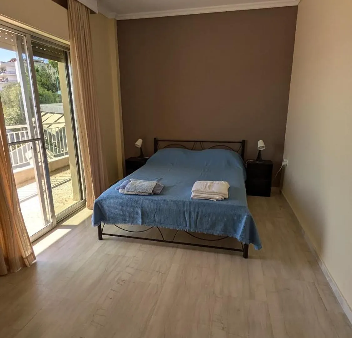 Beachfront Apartment Nea Moudania